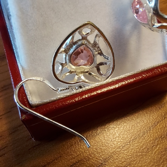 SS 925 Dangle Heart Earrings w/Pink Cz 1", GC. - Picture 7 of 8